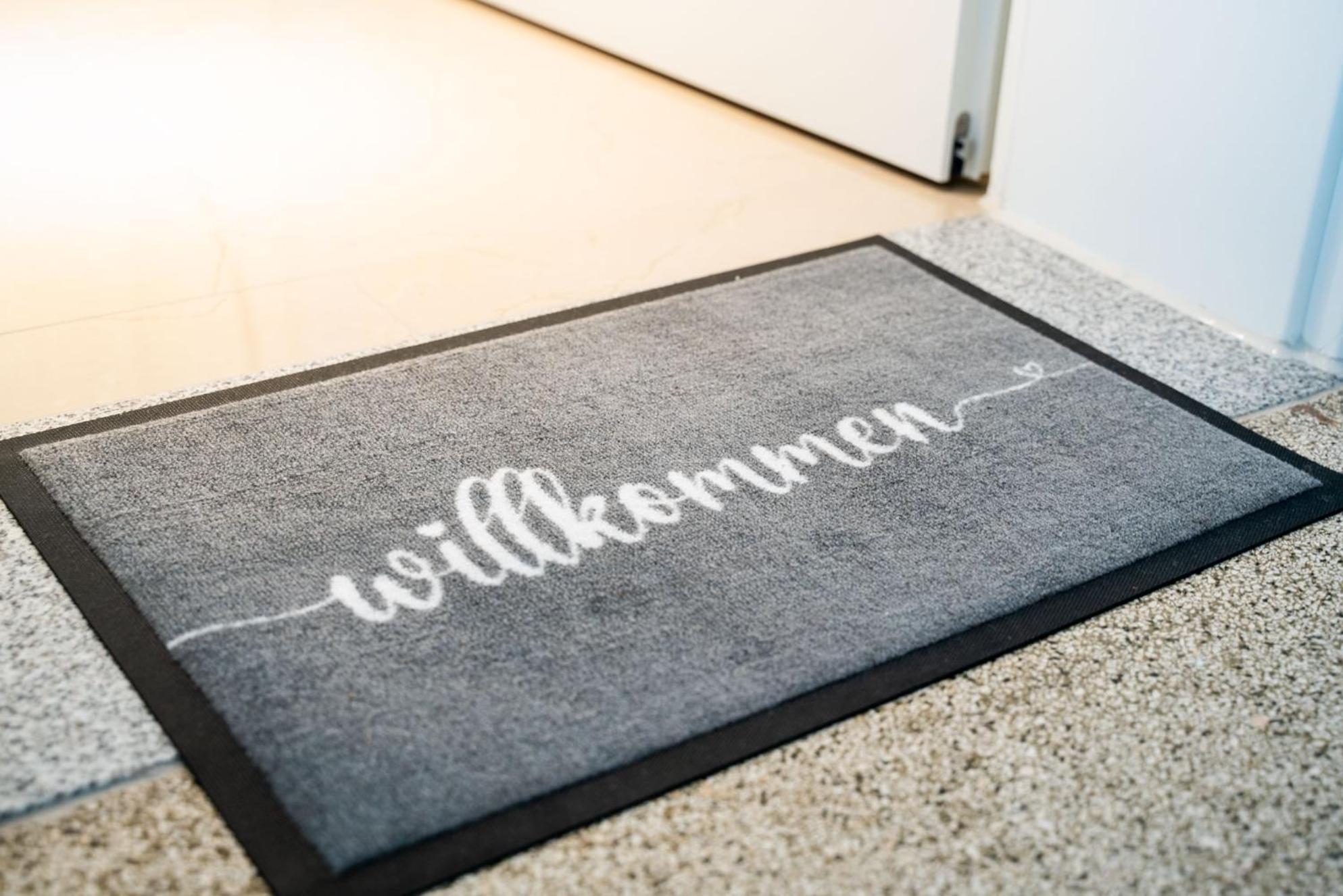 Gemuetliches Design In Apartment Wolfsburg